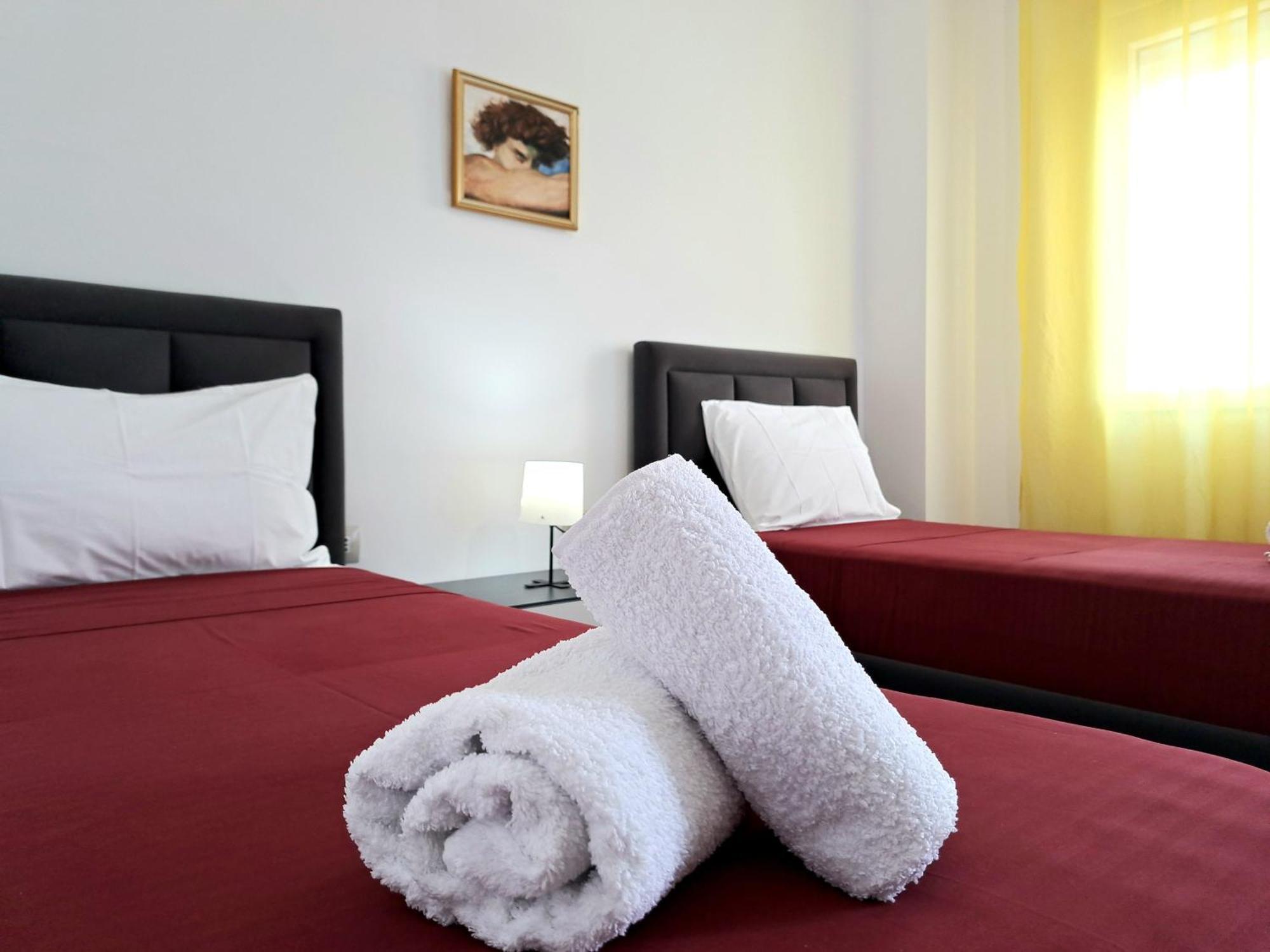 Pazari Luxury Central Apartment Tiranë Luaran gambar
